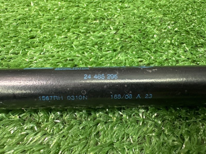 Упор капота Opel Astra H