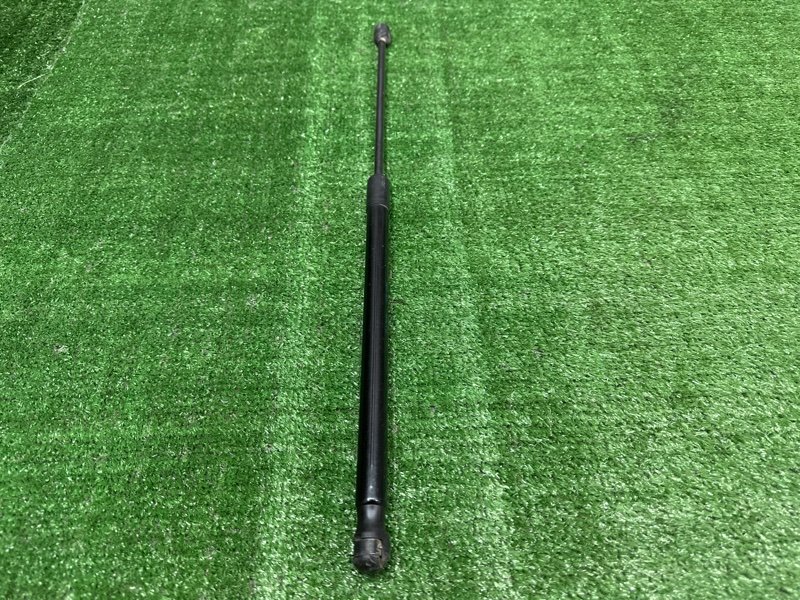 Упор капота Opel Astra H