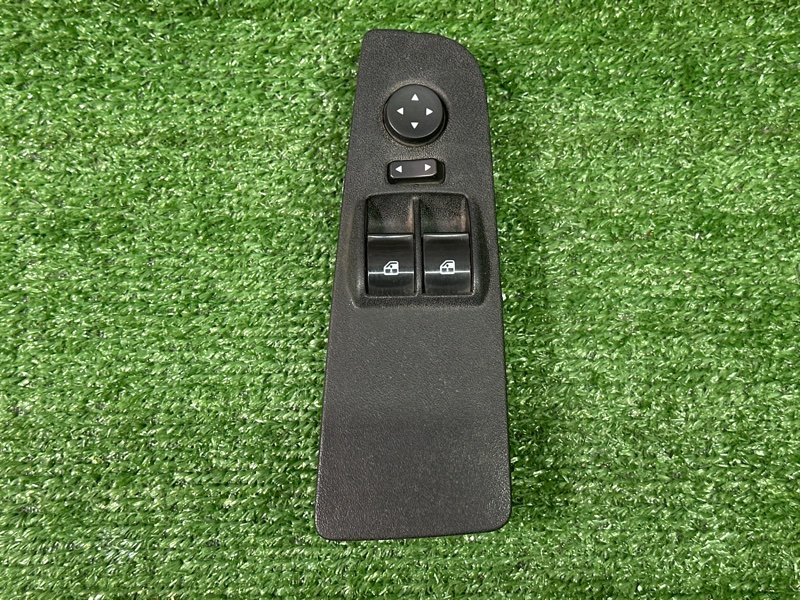 Блок управления стеклоподъемниками Fiat Punto