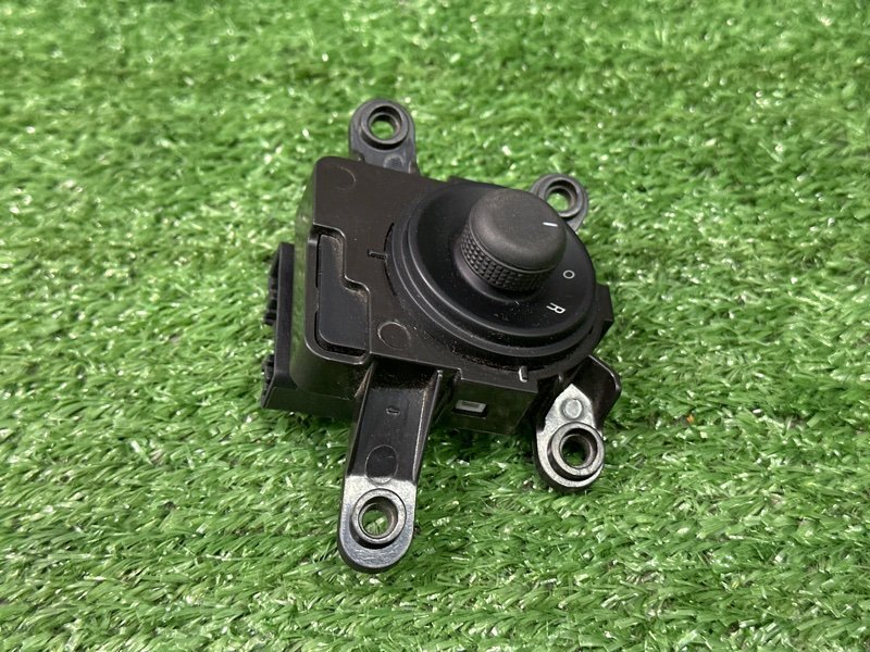 Блок управления зеркалами Chevrolet Orlando