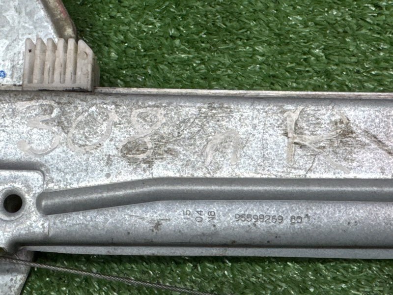 Механизм стеклоподъёмника Peugeot 308