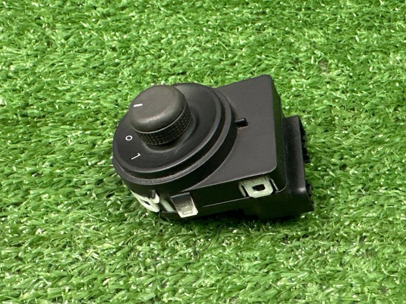 Блок управления зеркалами Chevrolet Cruze