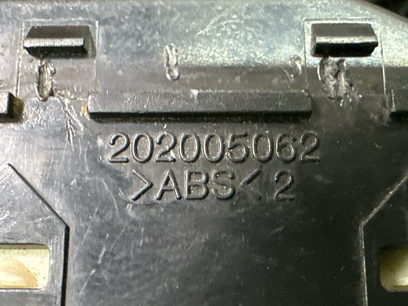 Блок управления стеклоподъемниками Chevrolet Aveo