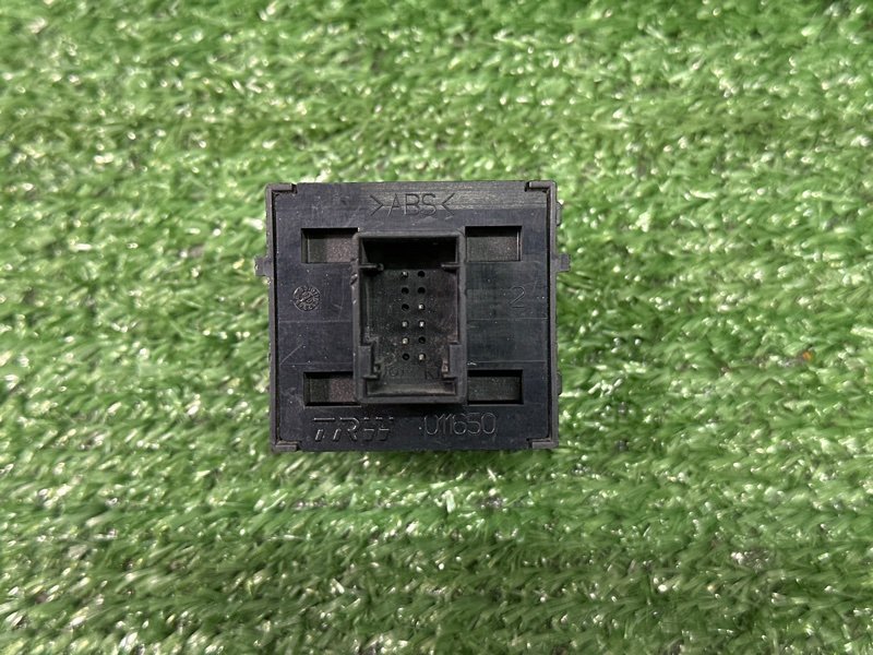 Блок управления стеклоподъемниками Fiat Punto