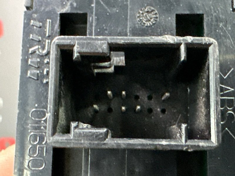 Блок управления стеклоподъемниками Fiat Punto