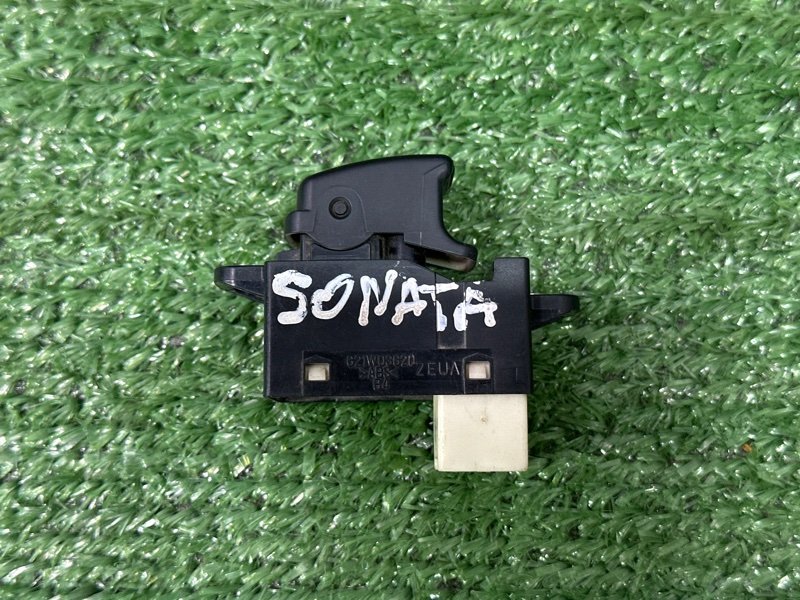 Кнопка стеклоподъемника Hyundai Sonata 4 EF