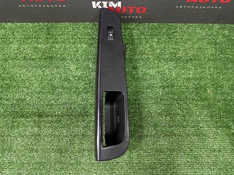 Кнопка стеклоподъемника Kia Ceed 1