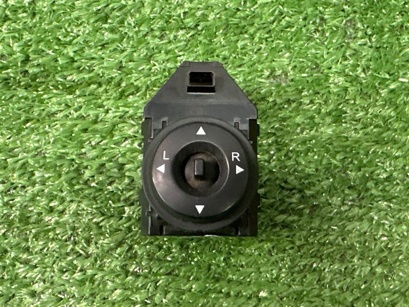 Блок управления зеркалами Kia Ceed 1