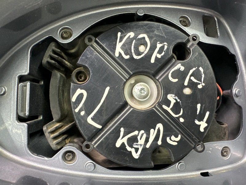 Зеркало заднего вида Opel Corsa D