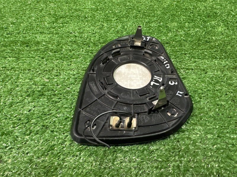 Зеркальный элемент Kia Rio 3