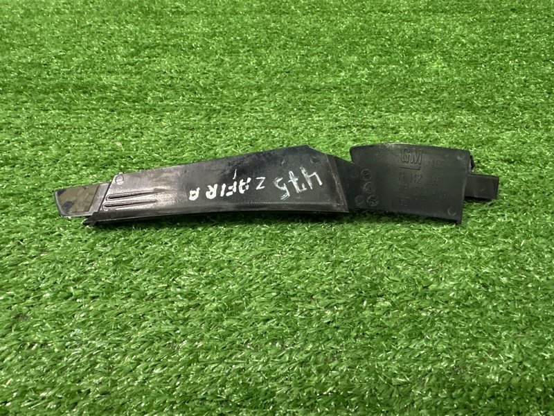 Накладка крыла Opel Zafira B