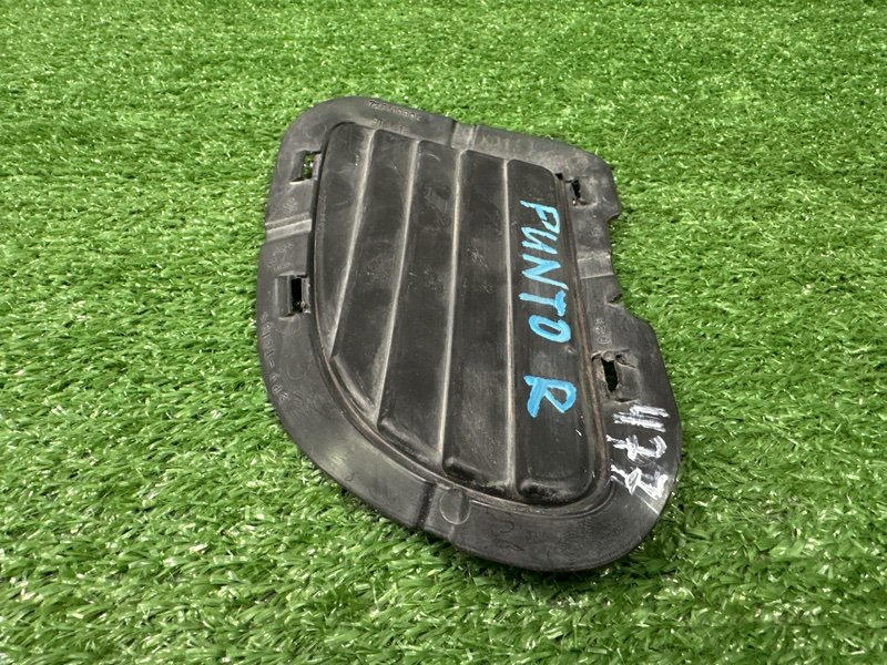 Заглушка ПТФ Fiat Punto