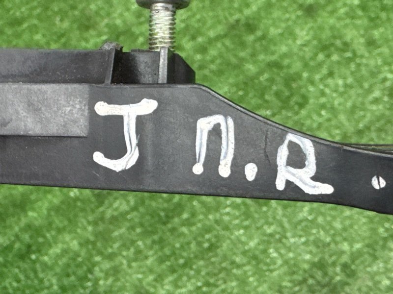 Кронштейн ручки двери Opel Astra J