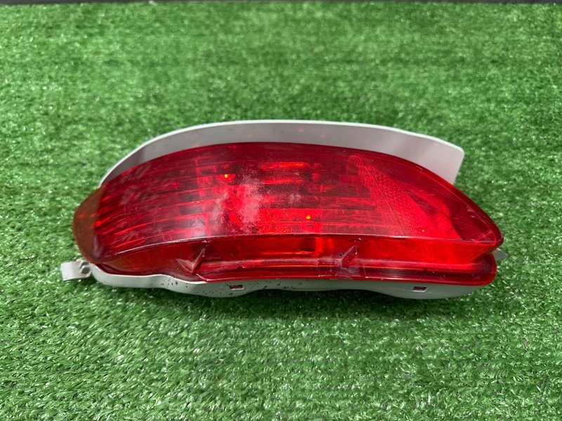 Фара противотуманная Lexus RX350