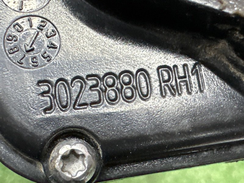 Замок двери Opel Astra J