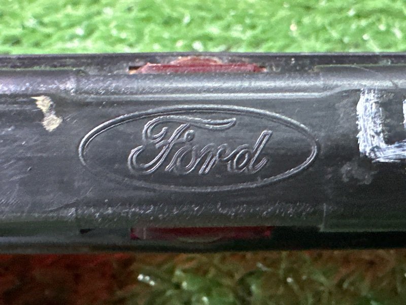 Стоп-сигнал дополнительный Ford Focus 2