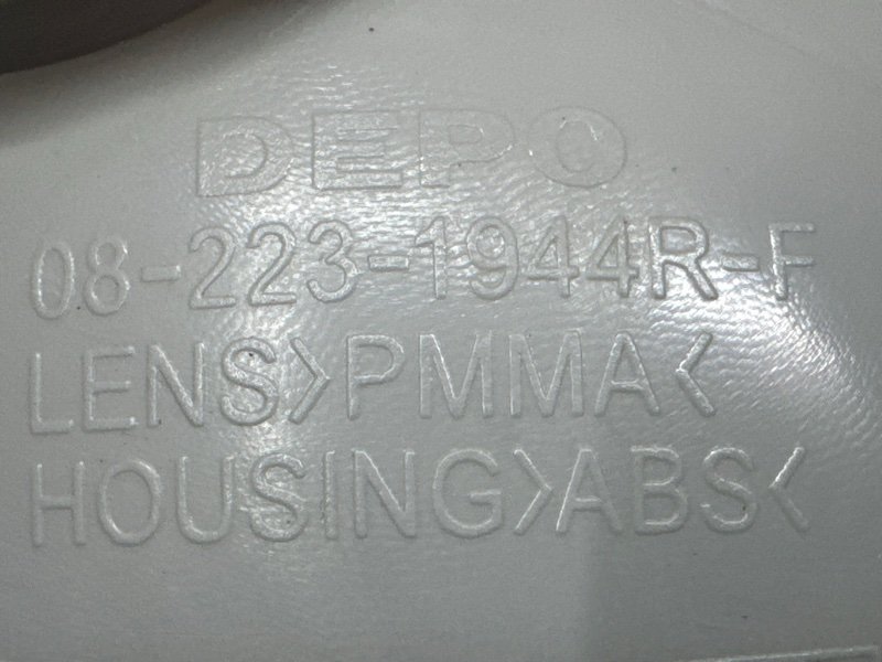 Фонарь в крыло Kia Ceed 1