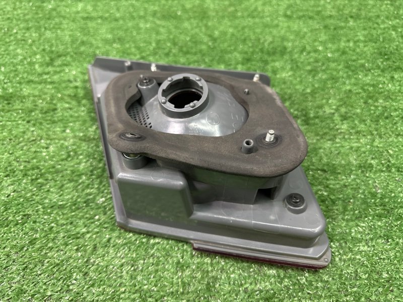 Фонарь в крышку багажника Chevrolet Cruze