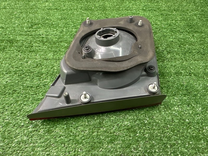 Фонарь в крышку багажника Chevrolet Cruze