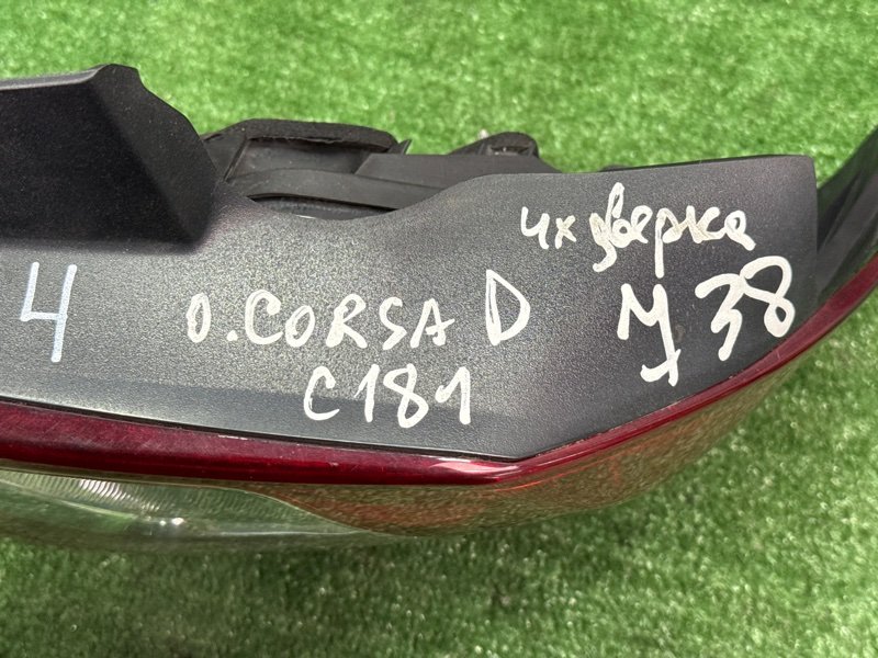Фонарь в крыло Opel Corsa D