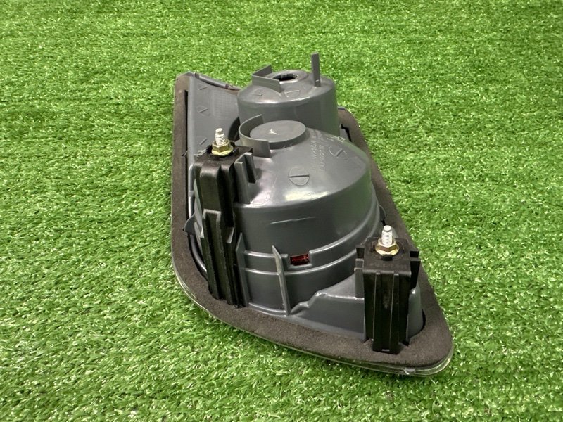 Фонарь в крышку багажника Mazda 6