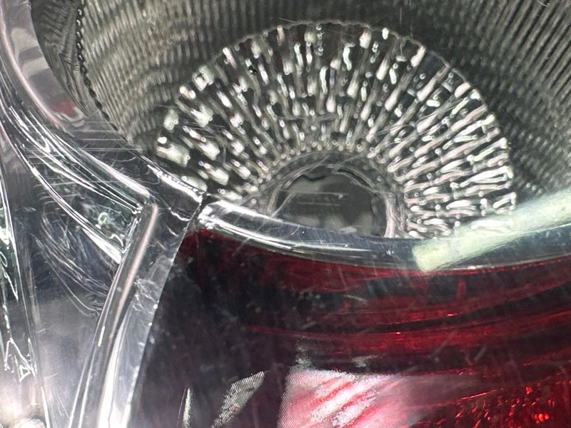 Фонарь в крышку багажника Mazda 6