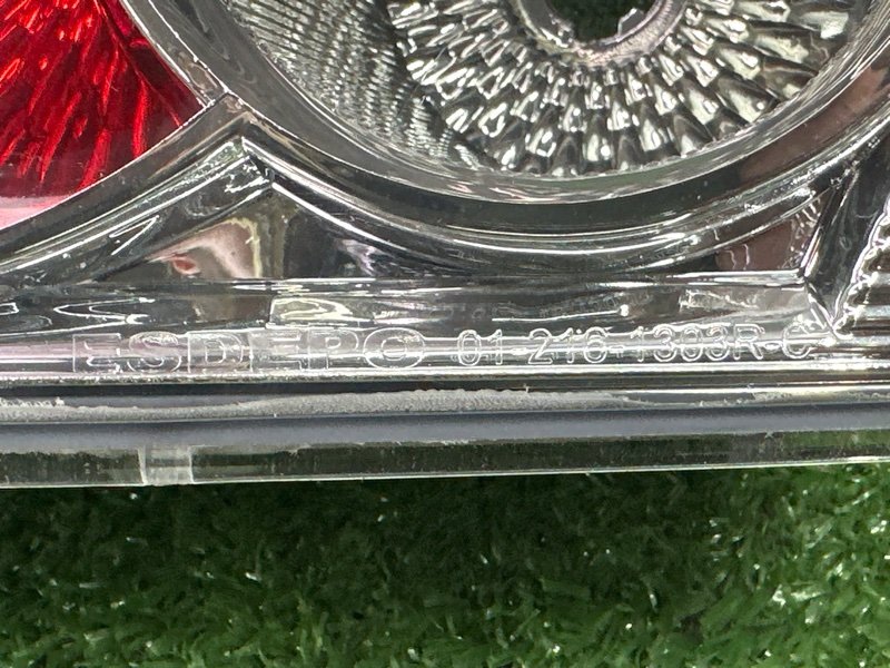 Фонарь в крышку багажника Mazda 6