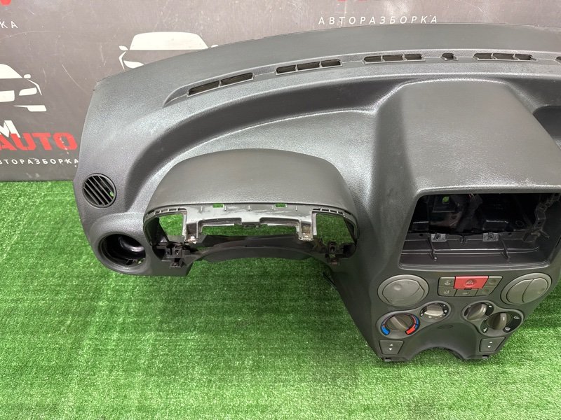 Торпедо Fiat Panda