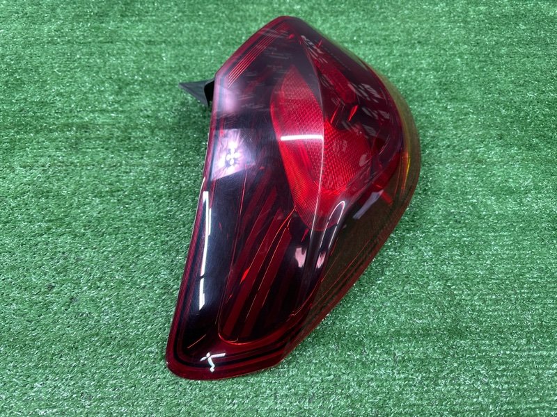 Фонарь в крыло Opel Astra J