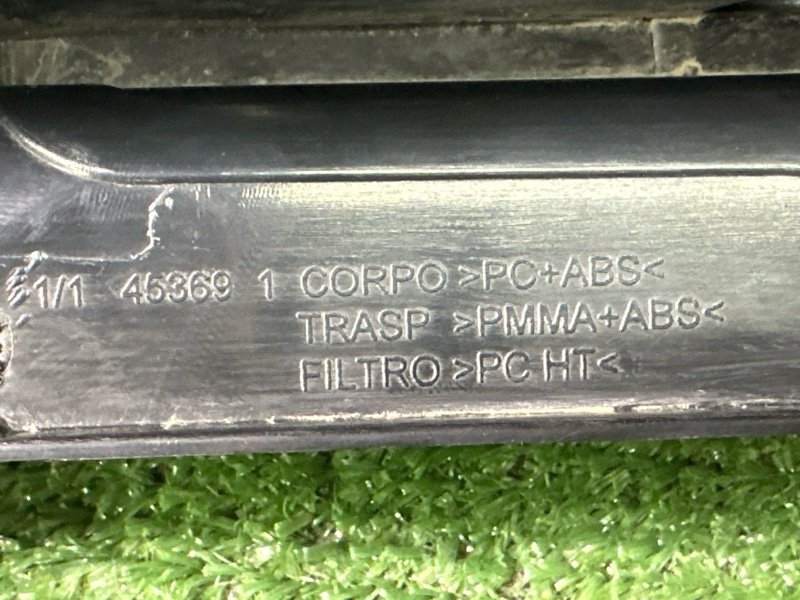 Фонарь в крыло Fiat Punto