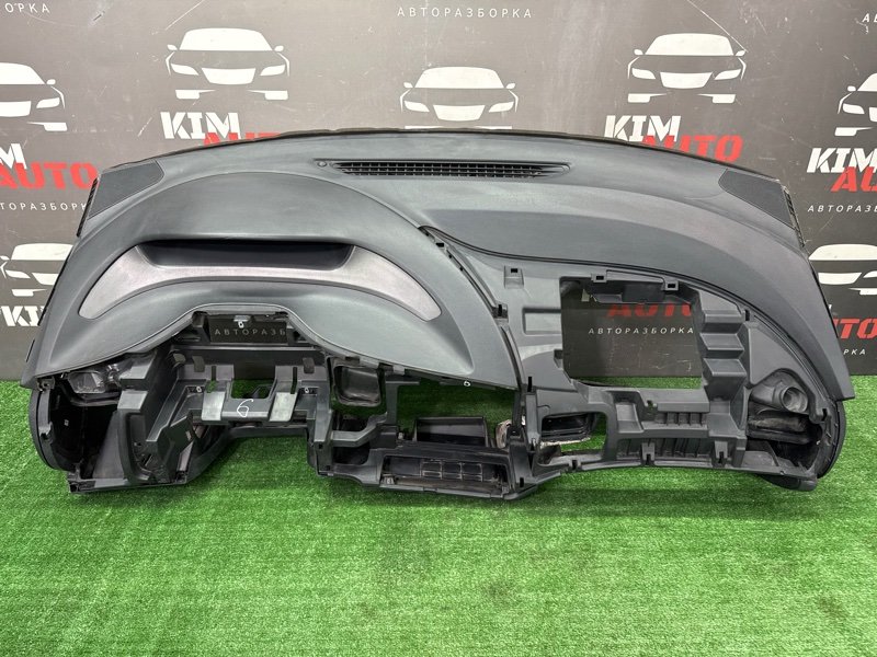 Торпедо Honda Civic 4D