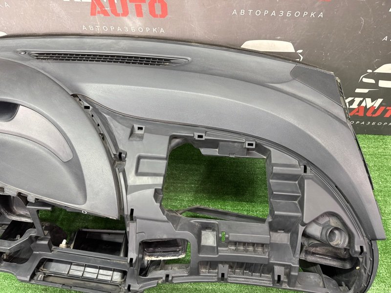 Торпедо Honda Civic 4D