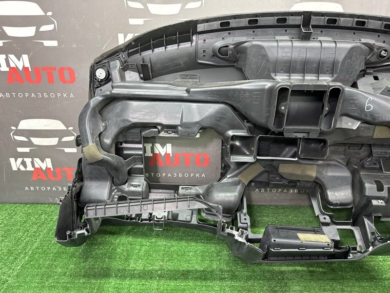 Торпедо Honda Civic 4D