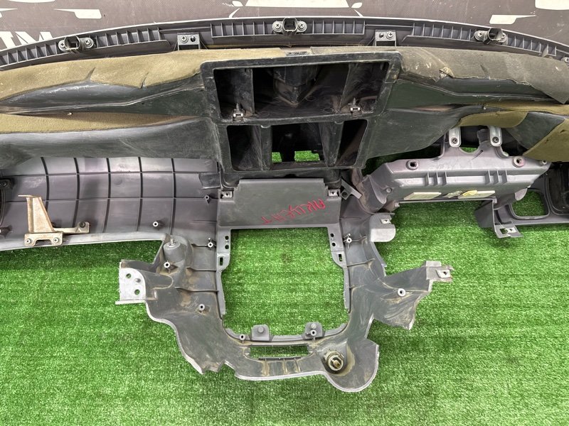 Торпедо Hyundai Accent