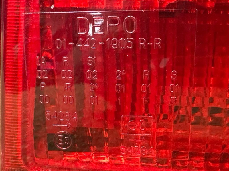 Фонарь в крыло Opel Corsa B