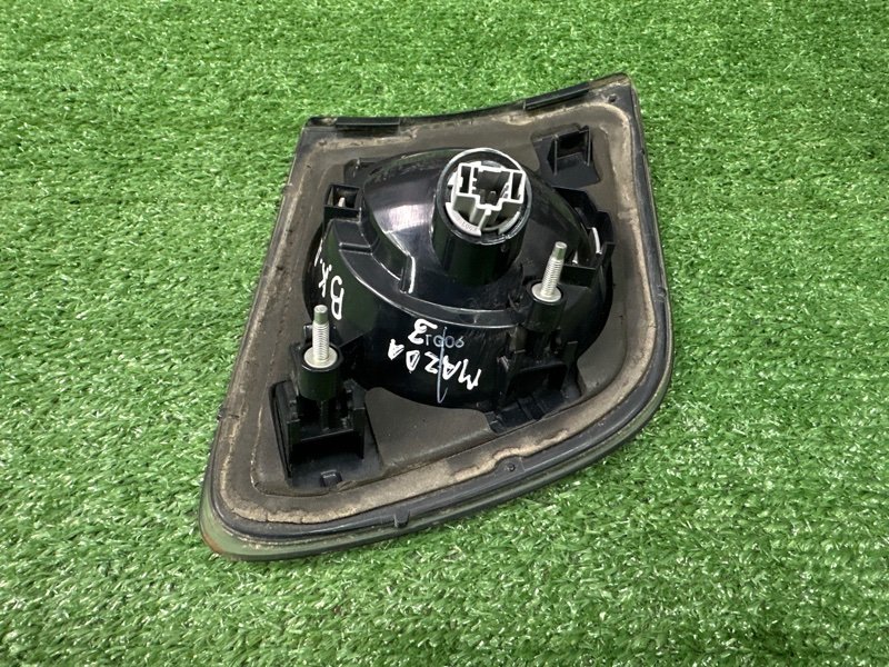 Фонарь в крышку багажника Mazda 3 BK