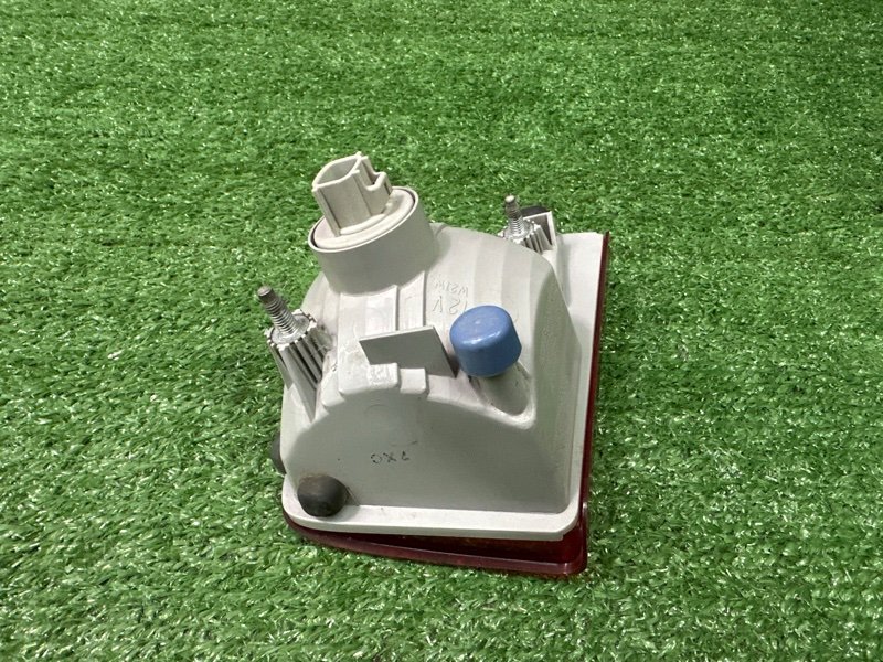 Фонарь в бампер Toyota Land Cruiser 200