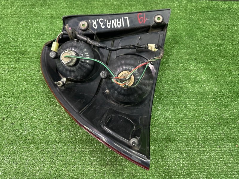 Фонарь в крыло Suzuki Liana