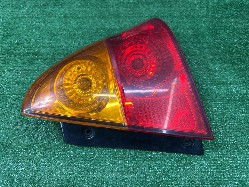 Фонарь в крыло Suzuki Liana