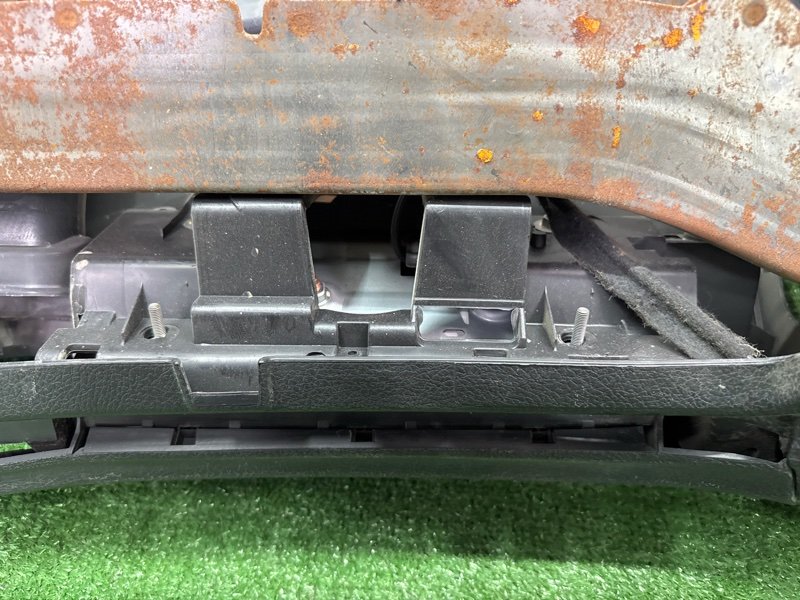 Торпедо Peugeot 206