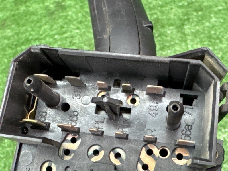 Блок подрулевых переключателей Skoda Octavia A4