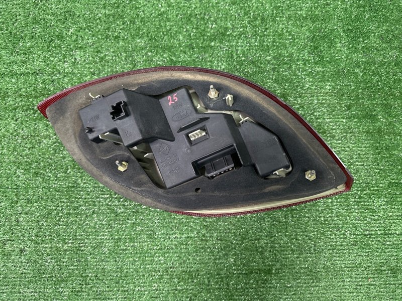 Фонарь в крыло Ford Ka