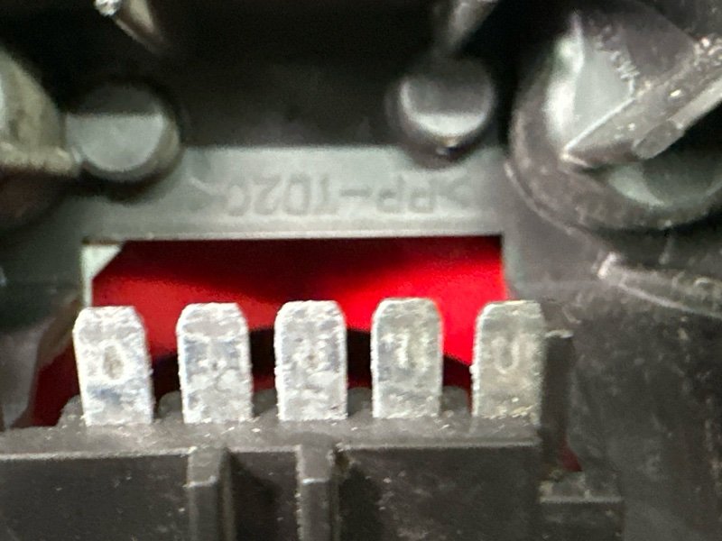 Фонарь в крыло Opel Corsa D