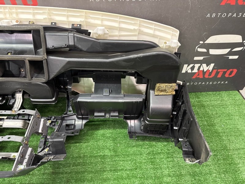 Торпедо Mitsubishi Lancer 9