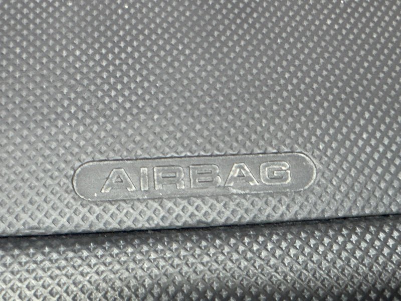 Торпедо Peugeot 107