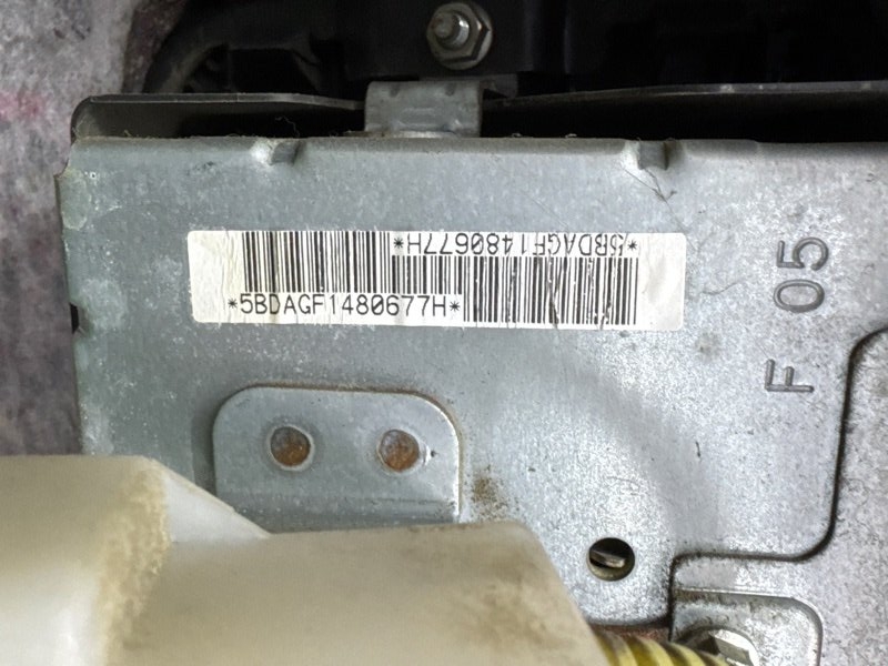 Торпедо Peugeot 107