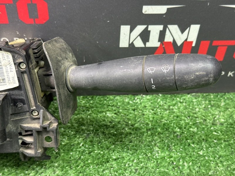 Блок подрулевых переключателей Renault Logan