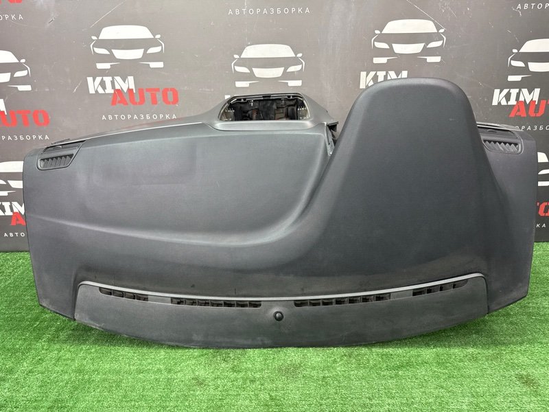 Торпедо Fiat Punto