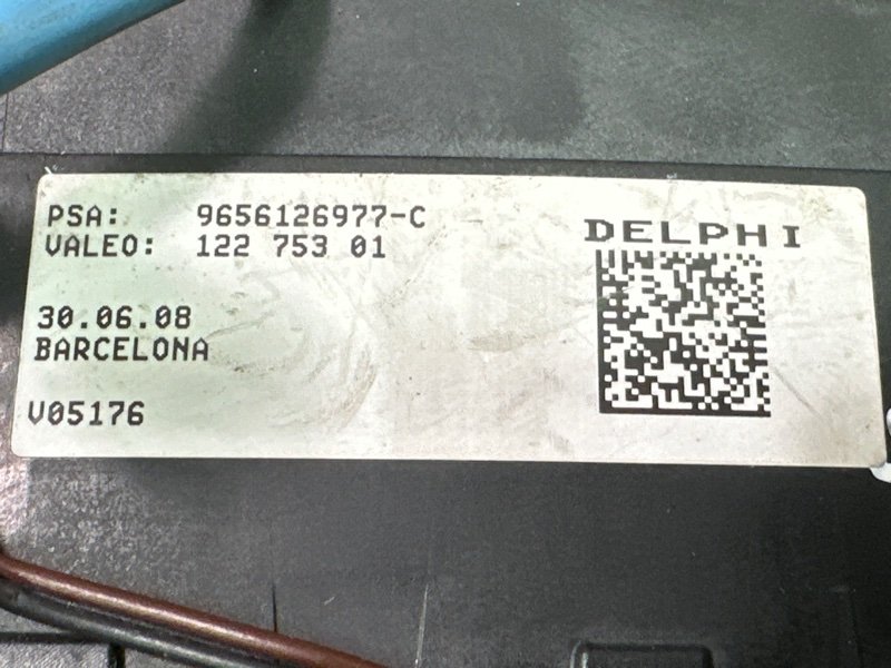 Подрулевой переключатель (гитара) Peugeot 207