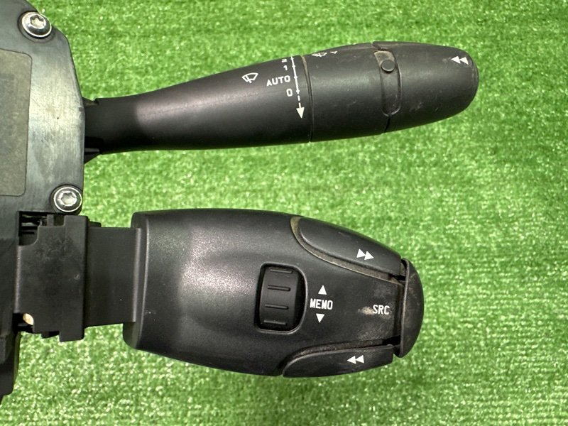 Подрулевой переключатель (гитара) Peugeot 407